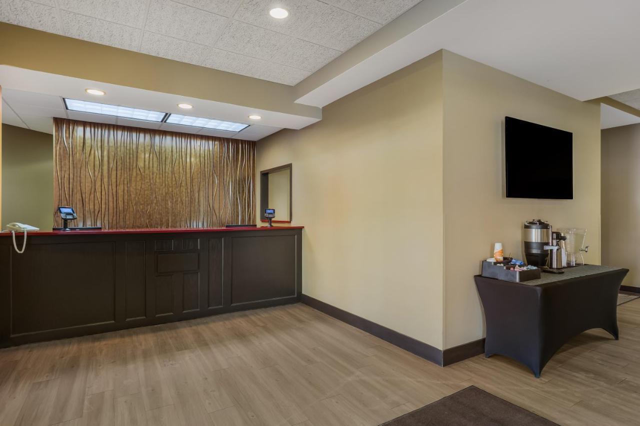 Mainstay Suites Fitchburg - Madison Exteriör bild
