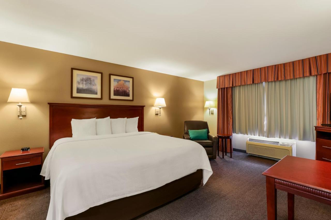 Mainstay Suites Fitchburg - Madison Exteriör bild