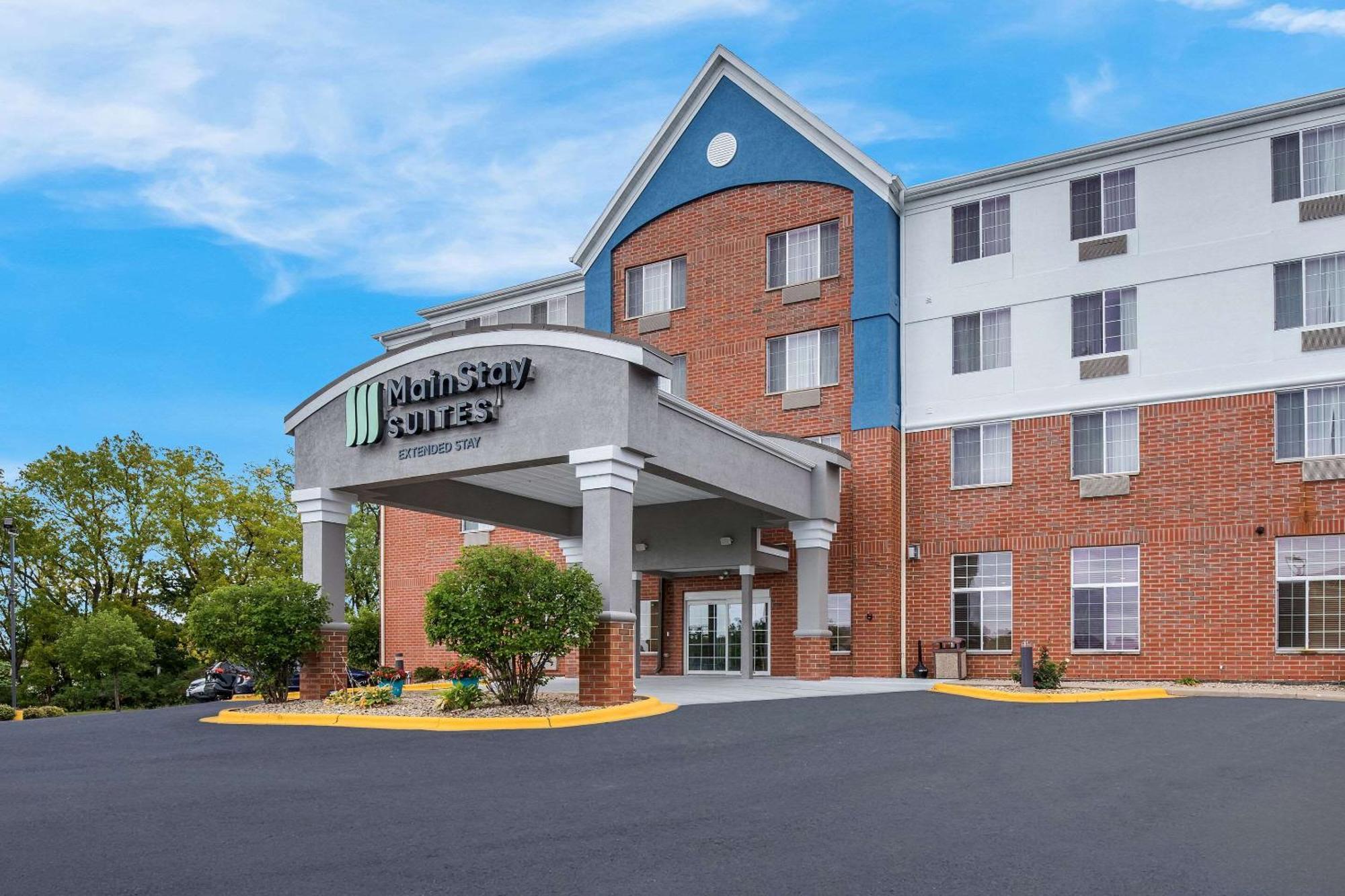 Mainstay Suites Fitchburg - Madison Exteriör bild