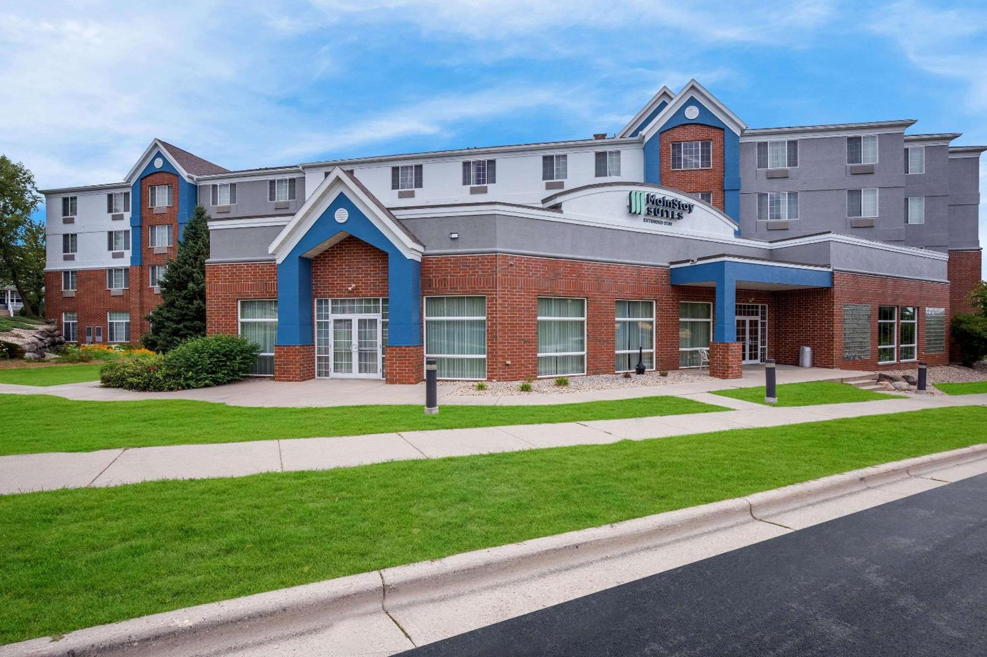 Mainstay Suites Fitchburg - Madison Exteriör bild