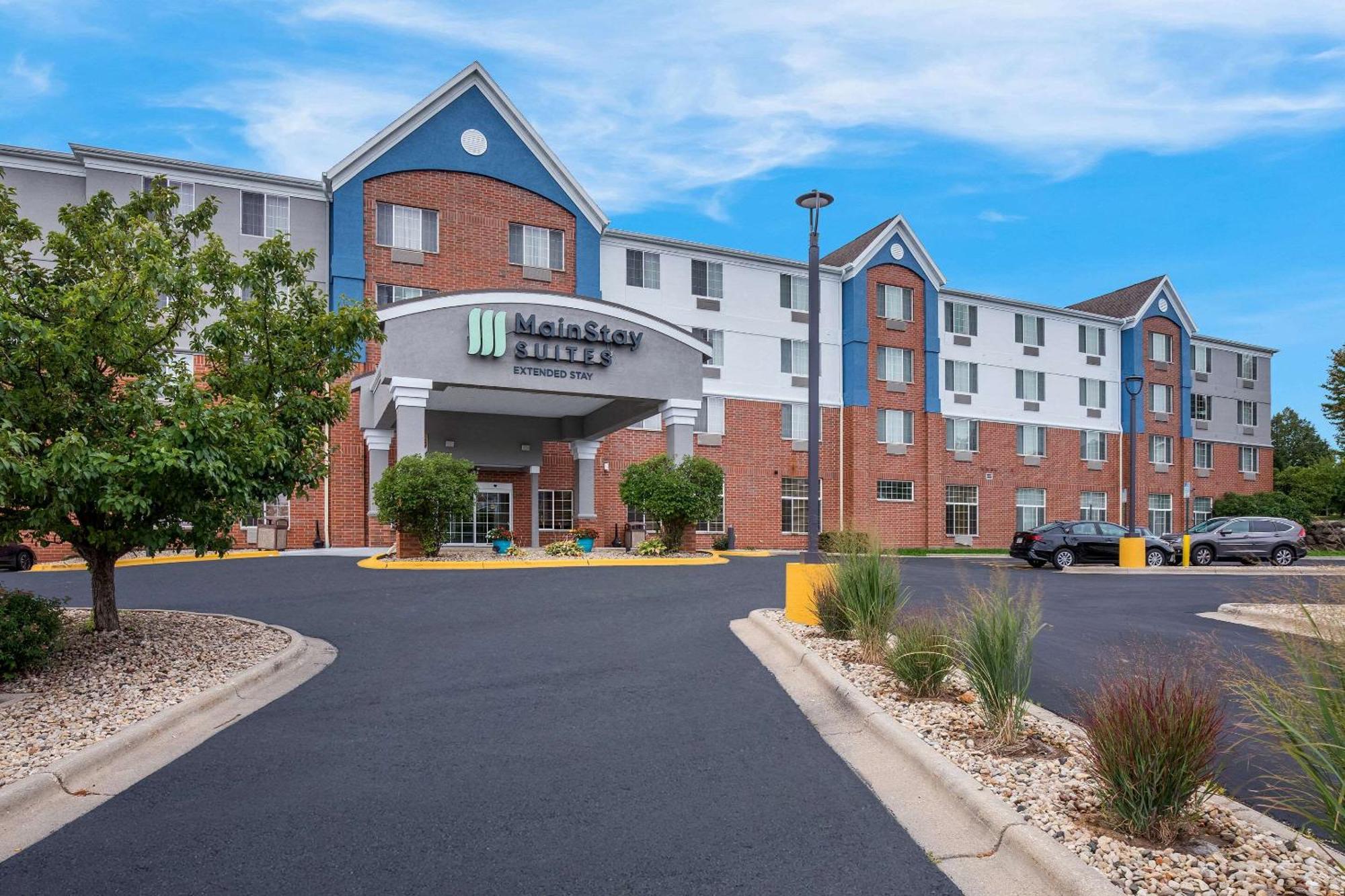 Mainstay Suites Fitchburg - Madison Exteriör bild